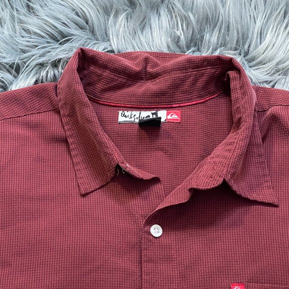 EUC Quiksilver Men's Short Sleeve Button Down Lg‎ - Picture 2 of 6